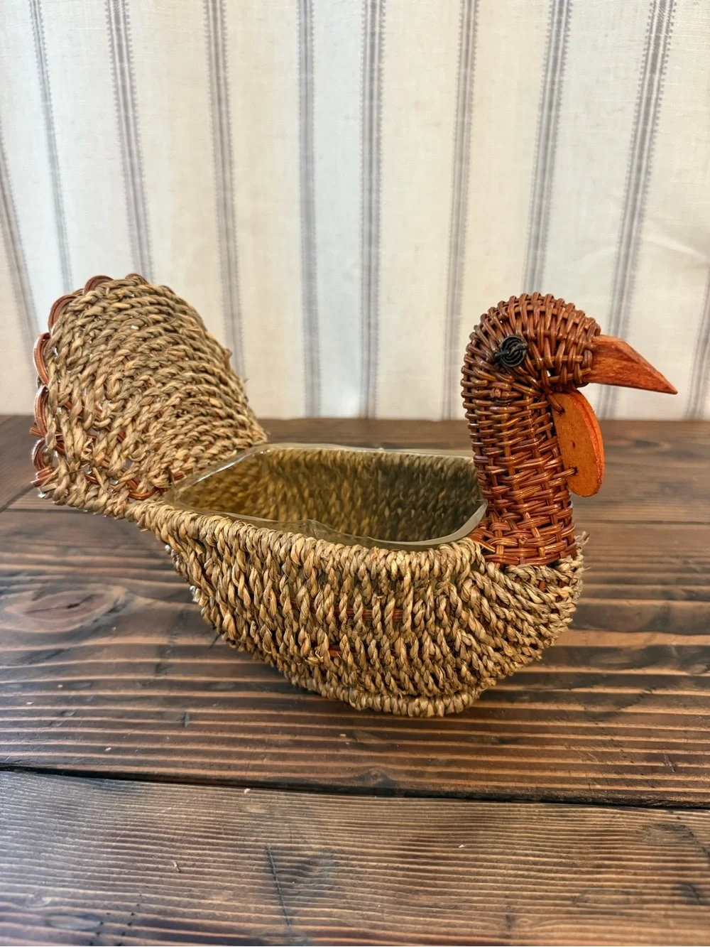 A Vintage hand woven wicker and rattan turkey basket
